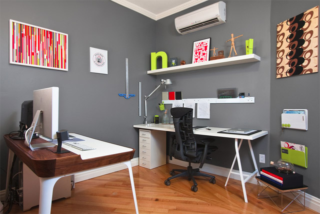 Running Out Of Space On Your Desk Here Are Some Tips To Declutter