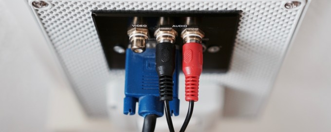 how-to-cut-the-cable-or-satellite-cord-and-save-a-lot-of-money-each-month