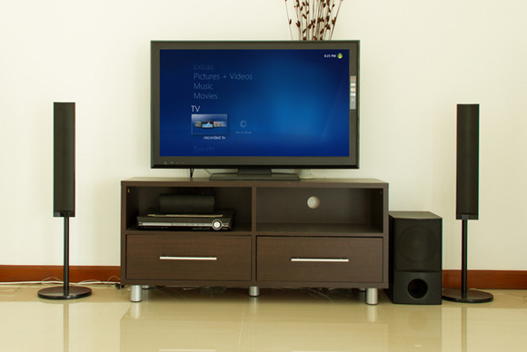 ultimate-windows-8-home-theater-pc-on-diy-budget